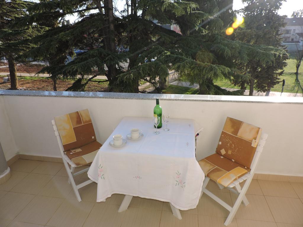 Apartman Legin Fažana Exteriör bild